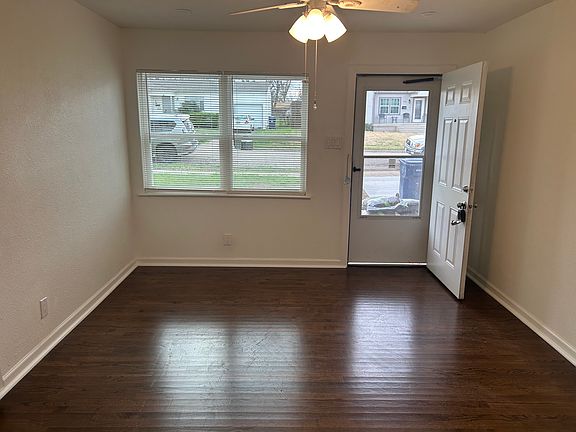 2nd image of 1713 Kirkwood Dr