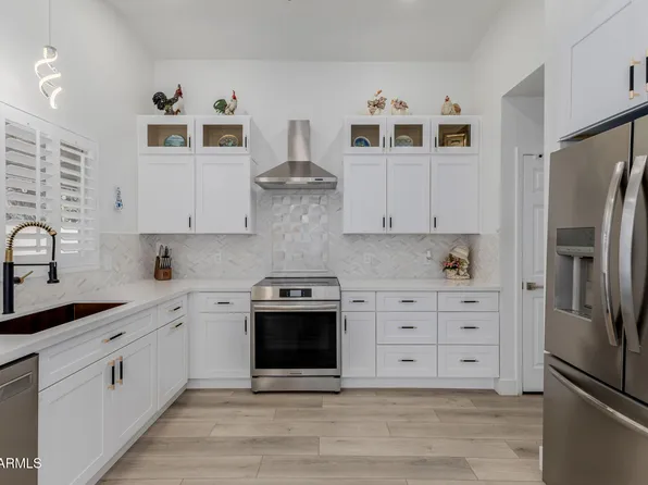 3949 W CHAMA Drive, Glendale, AZ 85310