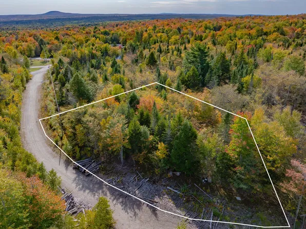 80 Dollard Farm Way, Ellsworth, ME 04605
