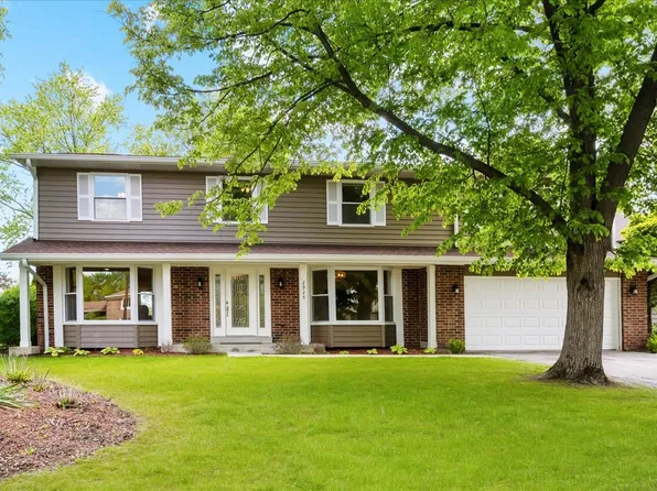 2925 Parkside Dr, Highland Park, IL 60035