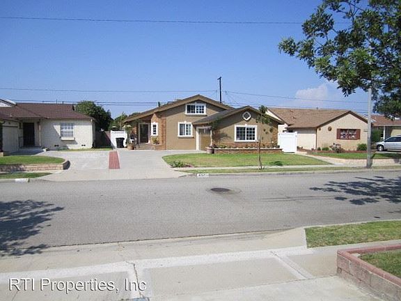 2nd image of 4127 W 176th St
