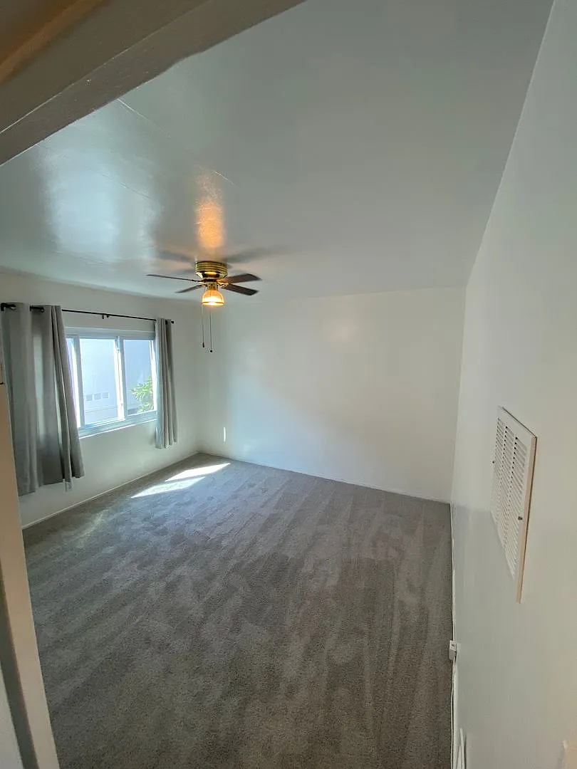 1 Bedroom 1 Bath Apartment in Los Feliz! — Photo 2