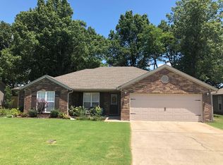 2648 Clayburne Dr, Jonesboro, AR 72405