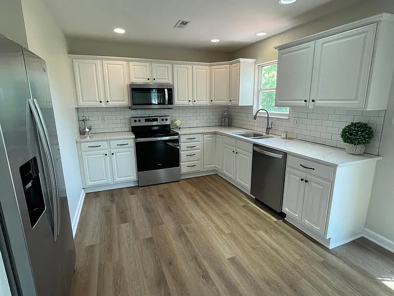 56 Iris Dr — Photo 34