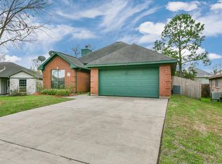 3128 Richard Dr, Dickinson, TX 77539