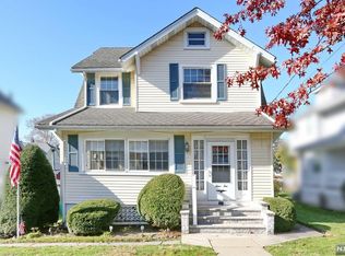 410 Teaneck Rd, Ridgefield Park, NJ 07660