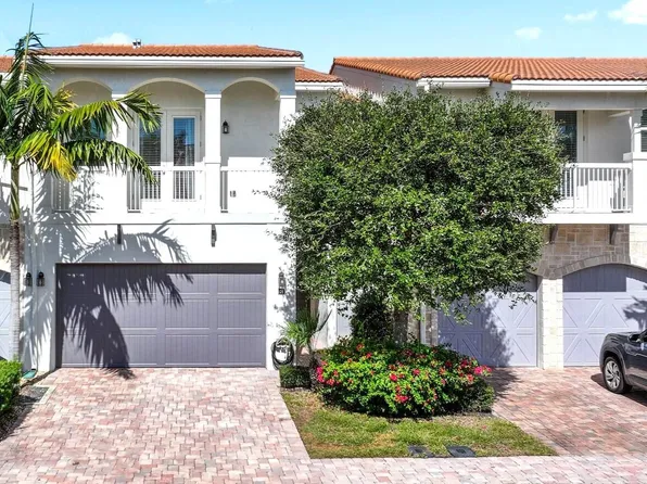 100 NW 69th Circle #24, Boca Raton, FL 33487
