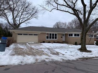 106 E Jackson St, Elmhurst, IL 60126