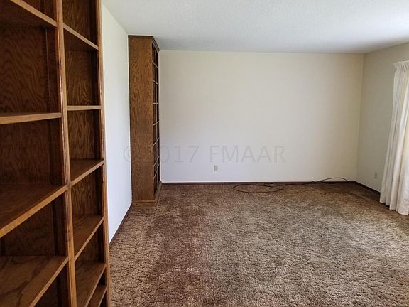 5th image of 150 4th St