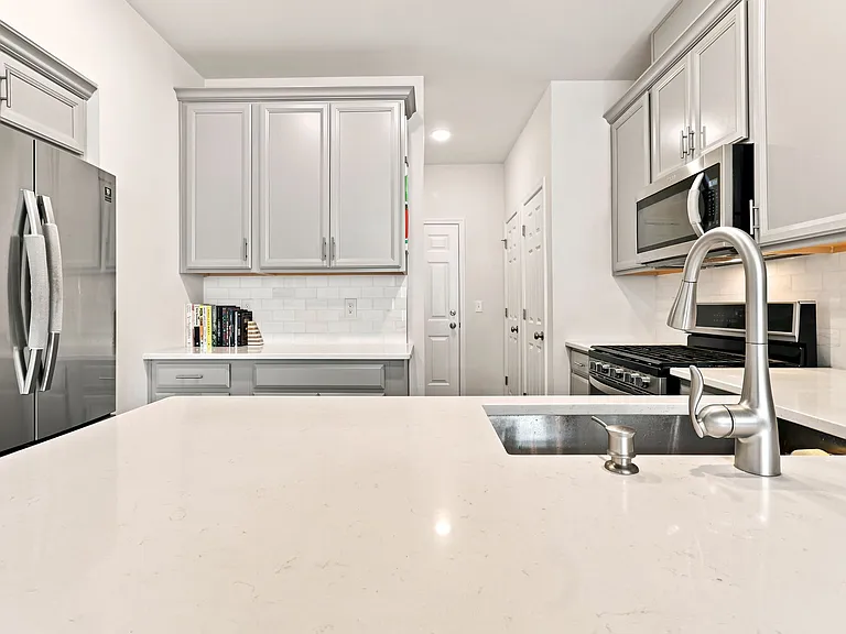 14 Leahy Dr — Photo 14