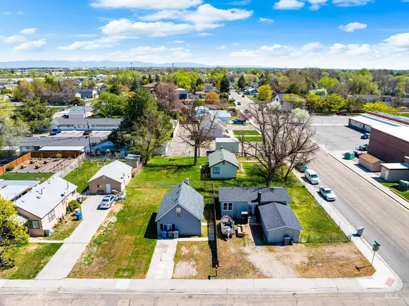 102 N Canyon St, Nampa, ID 83651