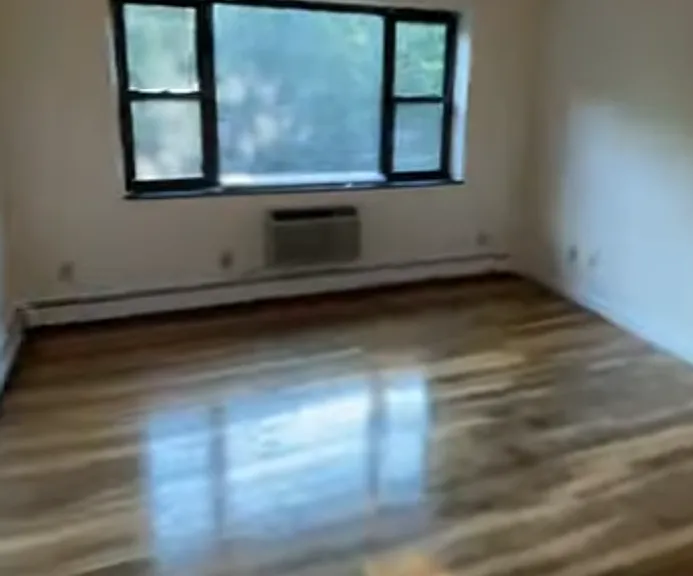 292 Grove St #22A — Photo 2