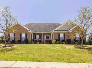 230 Cozy Creek Rd, Meridianville, AL 35759