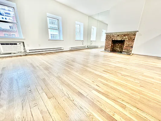 Rented by Compass | media 5