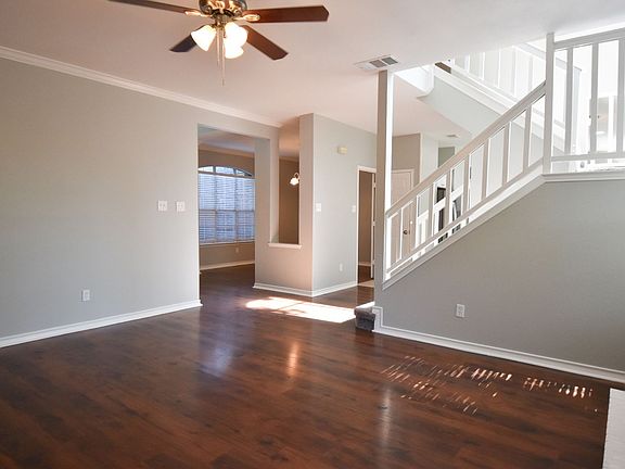 3rd image of 6203 Sandstone Dr