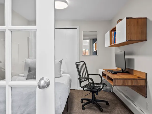 649 De Kalb Avenue image 23 of 29