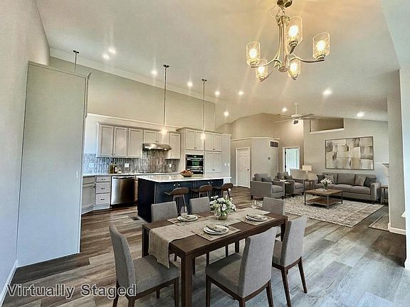 4th image of 6817 Cloverfield Way