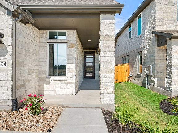 Exterior Style D