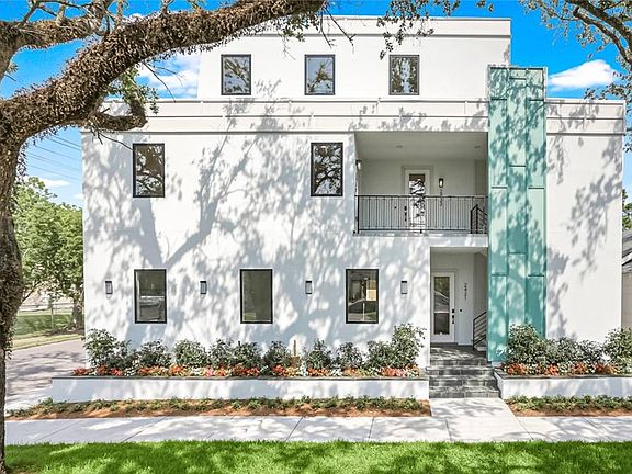 3rd image of 2431 State St #2431
