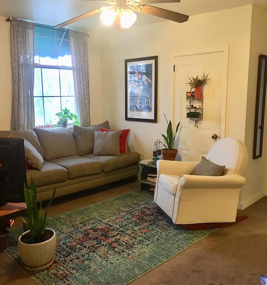 1 bed, 800 sqft, $1,150 — Photo 4