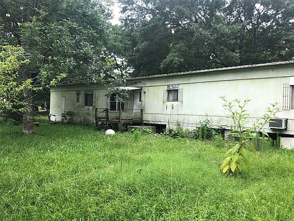 3rd image of 1271 Loyola Ln