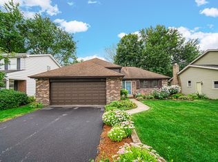 1061 185th Pl, Homewood, IL 60430