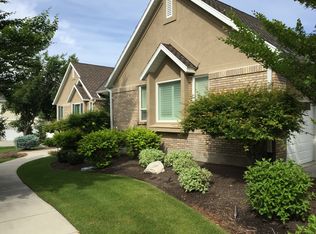 23 S Snowstar Ln, Sandy, UT 84092