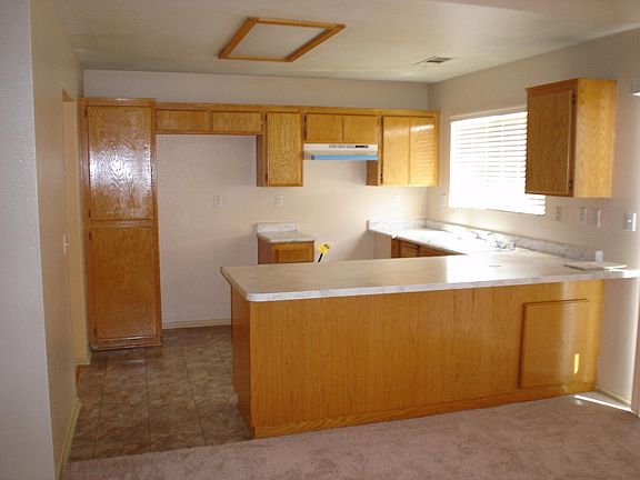 4th image of 15487 Jojoba Ln