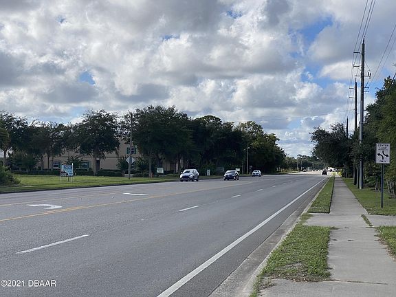 5th image of 3690 Clyde Morris Blvd