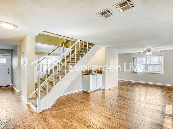 3rd image of 17828 Cluster Ct