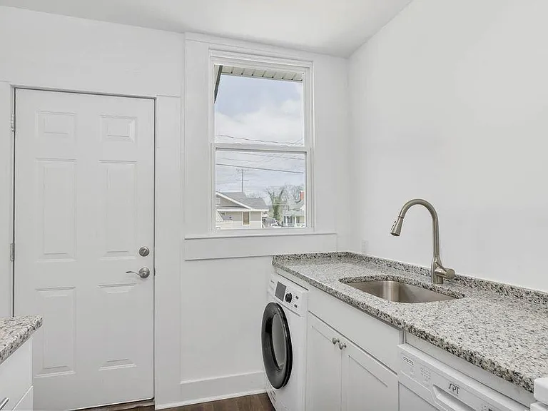 Kitchen door connecting rear porch