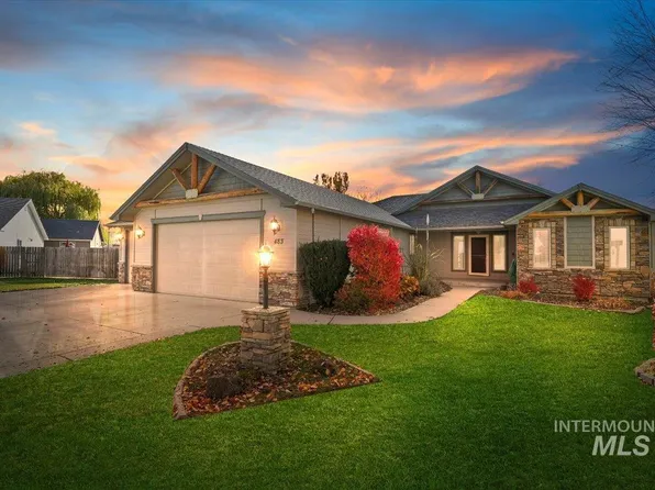 483 Red Bud Ct, Kuna, ID 83634