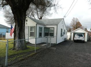 1628 Summers Ln, Klamath Falls, OR 97603