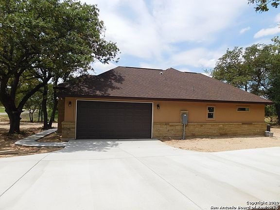 3rd image of 129 Great Oaks Blvd
