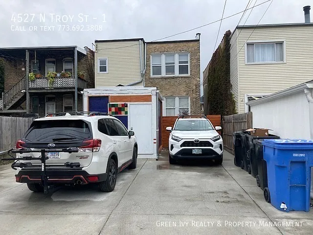 4527 N Troy St #1 — Photo 13