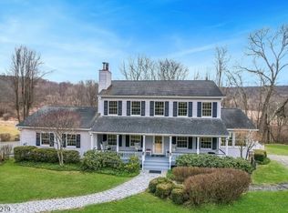 18 Dennis Rd, Lafayette, NJ 07848