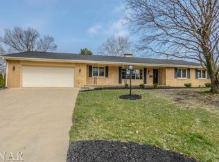 210 Orleans Dr, Danvers, IL