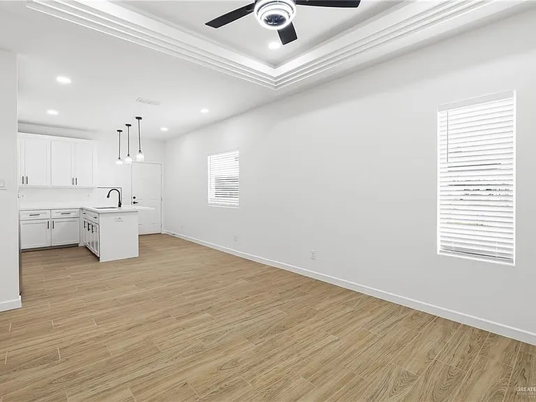 1205 S Waterfall Ave #1 — Photo 3