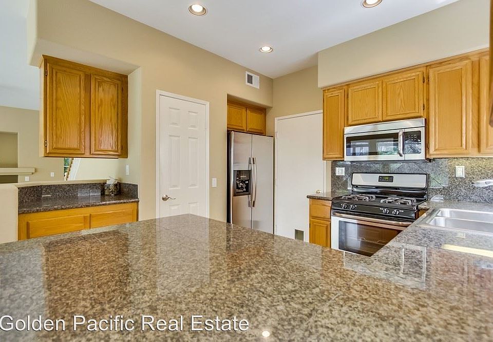 1st image of 760 Santa Barbara Dr