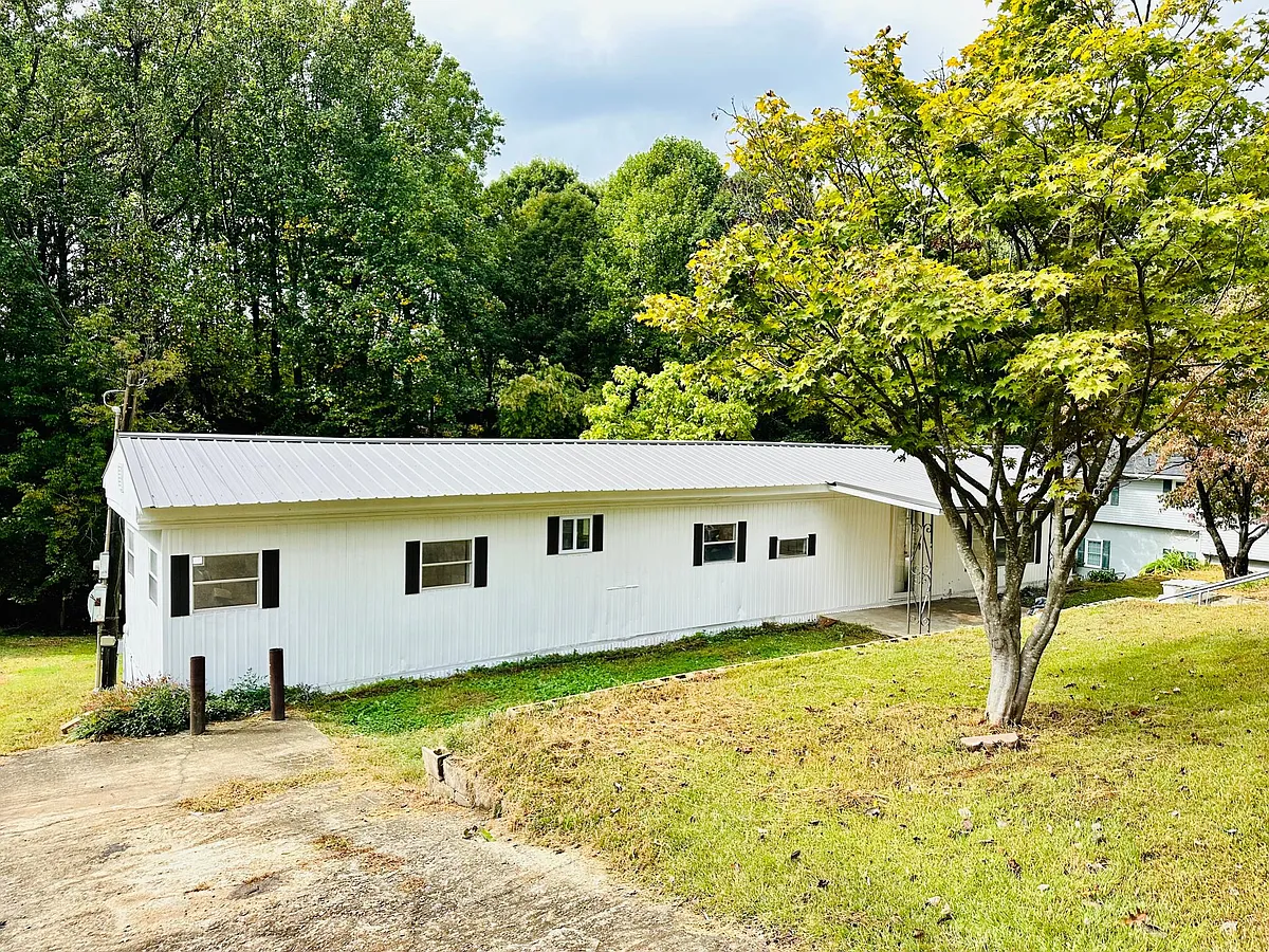 Building Photo - 5284 Trudy Cir