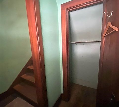 2nd image of 3 Trenaman St #5