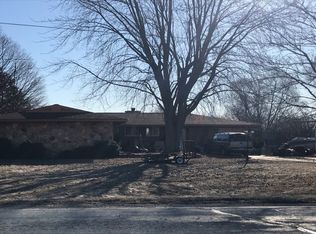 17737 Corunna Rd, Chesaning, MI 48616