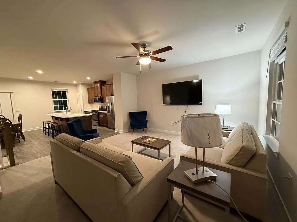 1406 Excelsior Grand Ave
