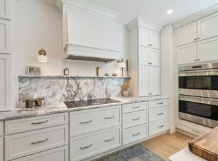 17 Main St, Byfield, MA 01922