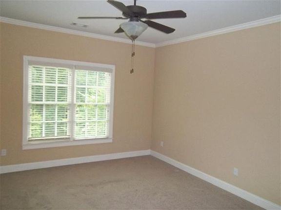5th image of 3690 Milton Park Dr