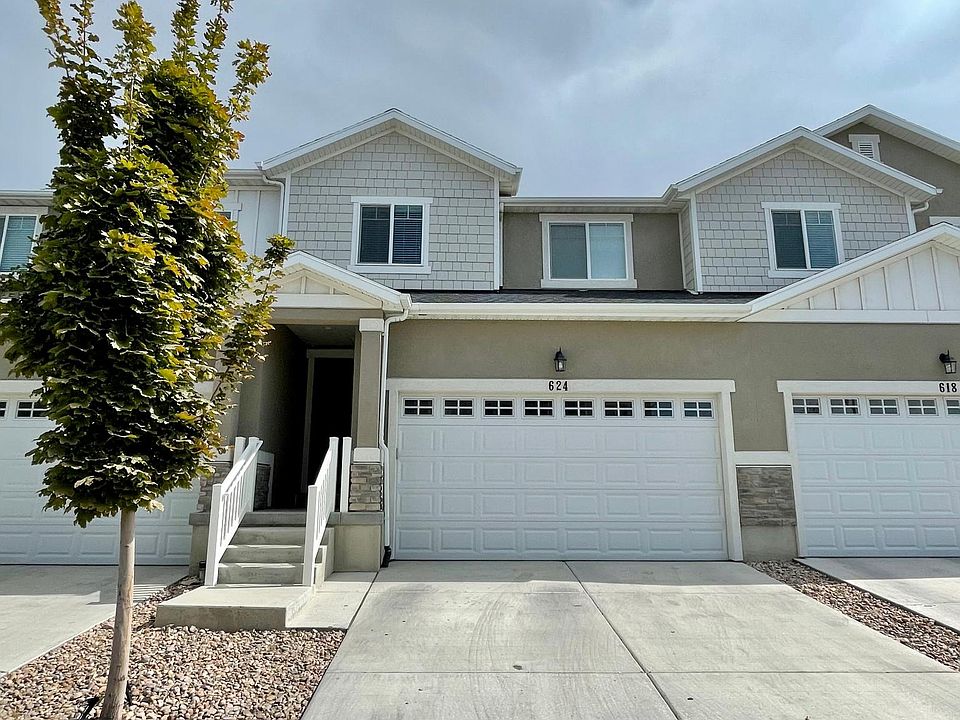 1st image of 324 N Preserve Dr