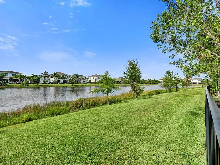 12474 Solana Bay Cir — Photo 76