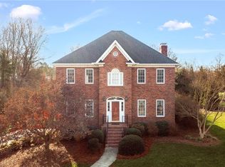 8115 Glengarriff Rd, Clemmons, NC 27012