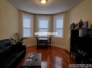 217 Kelton St #11O, Allston, MA 02134