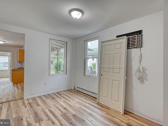 5th image of 487 N 6th St